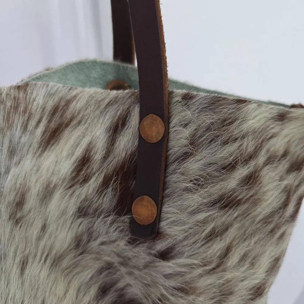 Meanwhile Back on the Farm Hair On Hide Cow XL 16" TOTE BAG AUTHENTIC $375 - Picture 9 of 9